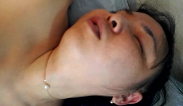 【MJ作品】社交软件认识的96年小嫩妹 第二次见面终于成功MJ 死猪般玩弄内射了