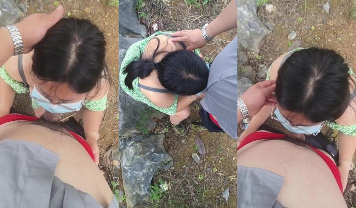 【精品乱伦】农村巨乳母子 - 跟老妈上山户外露天野战 肉棒被吸吮吞吐的好爽 抓着大奶子后入啪啪 