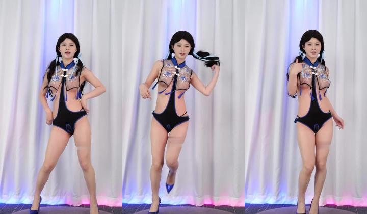 【红玫瑰舞团】甜美女神『小易』双视角透视裸舞 极品妹子青涩与淫荡合为一体