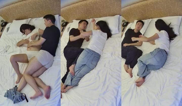 情趣酒店 一对激情小情侣开钟点发打炮 女生好像还是学生妹 一下午打了好几炮 被男友边操边揉逼