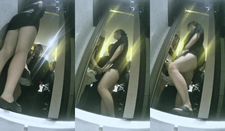 夜总会酒吧女厕后拍各种黑丝高跟 美女如云性感圆臀高跟美女拉完大号换安全裤
