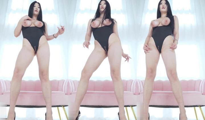 【king8舞团】超大奶美模『沐珂』激情裸舞双视角  蜂腰美臀天然巨乳摇晃不停