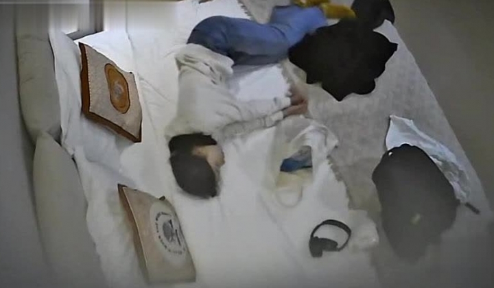 酒店偷拍模特身材气质眼镜美女让精牛男友一炮接一炮干得欲仙欲死表情销魂