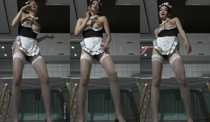 【随意吧】知名舞模『小唯』颜值身材都很NICE 裸舞情趣自慰口交假屌模仿打飞机