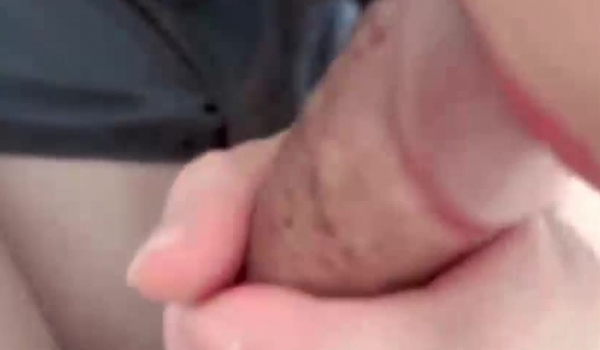 姐弟乱伦 ️网瘾巨乳亲姐求我帮她通关游戏弟弟看到姐姐的巨乳后趁机提出要求不仅要无套抽插还要射在亲