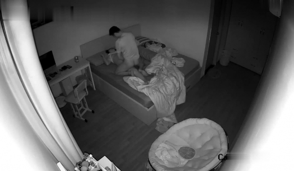 最新流出黑客 ️破解家庭摄像头监控偷拍各种夫妻啪啪