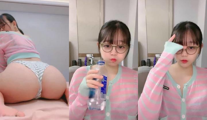 新人学生眼睛妹~【笨蛋超能力】翘臀美胸~收费全裸自慰拉丝~