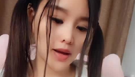 第一坊丰满漂亮嫩妹主播丰乳肥臀学生妹收费一多自慰大秀第二弹 木耳很粉 激情自慰 淫水多多很诱人