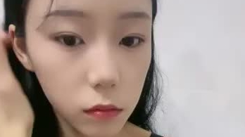 【啊斌老师】美女越来越好看了，丝袜大长腿 蜜臀啪啪镜头好爽啊 主动吃鸡 足交猛草