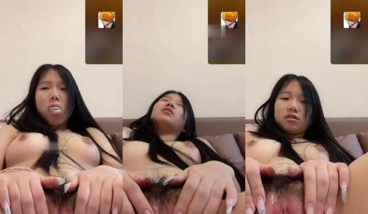 【真实反差学生妹】，土豪高价定制1对1在线调教，清纯妹子掰菊花抠逼口塞棉袜舔内裤，小母狗属性拉满