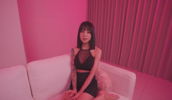 麻豆传媒互动AV影片【这个面试有点硬】第四弹，面试17位当家女优6小时 教主