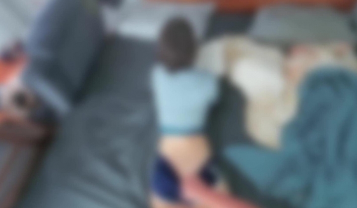 百万粉丝撸铁健身教练Ellie私拍，与金主各种性爱自拍，前凸后翘身材无敌