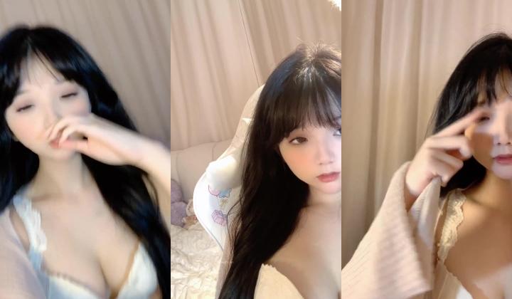 萌萌哒可爱校花学妹【嗯嗯嗯啊】完美咪咪！~小粉穴无污染~看这眼神，你扛得住？？