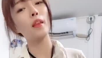 入会粉丝团专属91涵菱，完美露脸性爱自拍，各种制服理想型性爱对象小浪蹄子骚得狠无水印