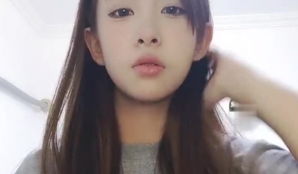 来了来了！G奶校花又来了~【曼小狗】啪啪！自慰！爽飞天~，这对大奶子看起来真给力
