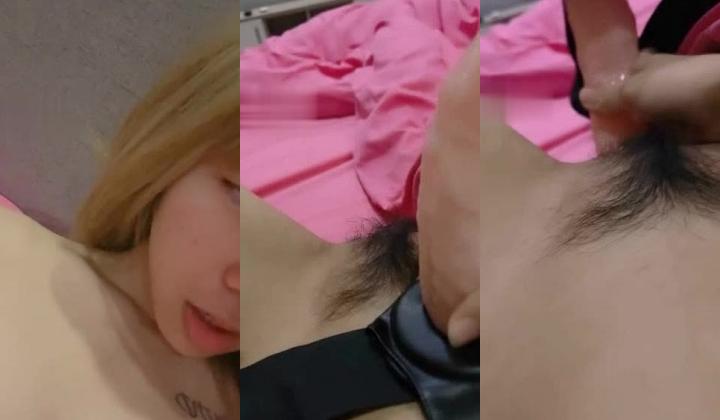 新新鲜出炉 ️刚成年的大学生【爱水的金鱼】假鸡巴疯狂自慰~好过瘾 ️叫声呻吟销魂！！