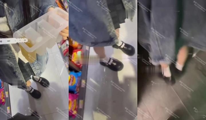 重口警告！把堂妹调教成为吃精液和尿液母狗！妹妹的精液食物吃播「Jojo九九」尿液精液冰水混合物带