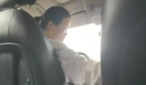 中年妇女收割机 【良家故事】，跟着大神学泡良，职业生涯首次双飞，开奥迪的良家姐妹花，让她们69，
