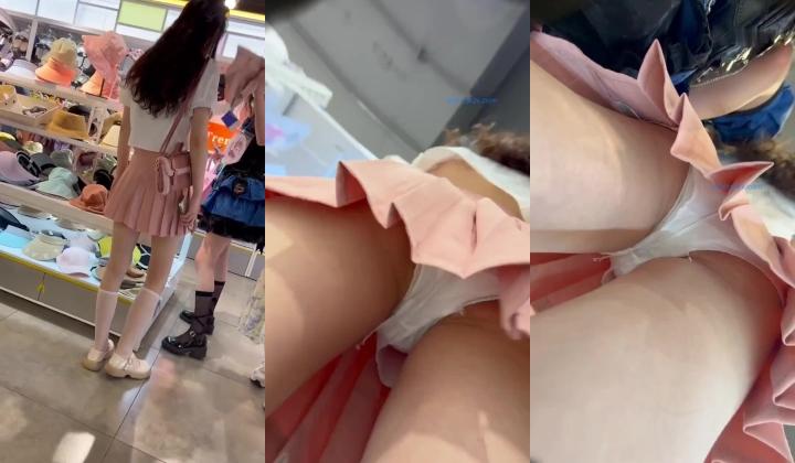 抄底白丝袜Jk漂亮小姐姐 很可爱 身材是真好 光看这细长腿就看硬了 小屁屁抖抖好性感