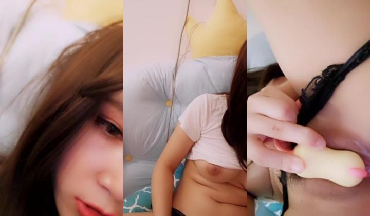 高颜值清纯漂亮美女主播收费直播大秀 颜值高木耳粉 激情自慰 淫水白浆