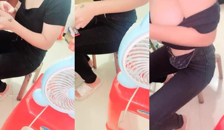 【大学生给钱就给操】大学生宿舍~出卖同学裸体~赚学费~正是十八九岁，一个个的胴体很青春，必看