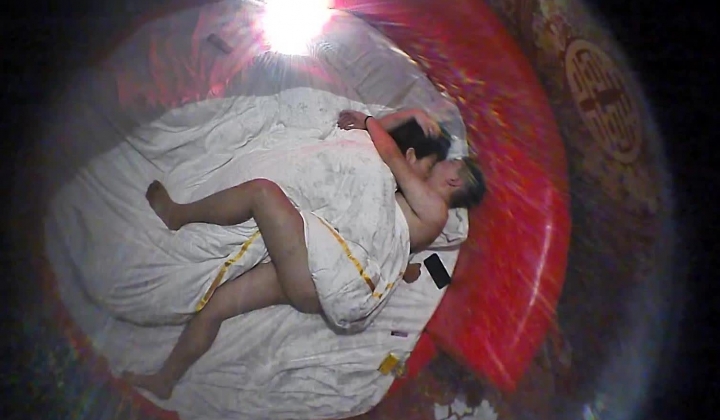 上帝视角 大红的圆床情趣房 极品炮搭子 女人化身小马达 想把男人坐化 男人也是花样多 双双满足