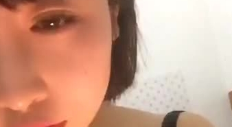 乖巧漂亮短发主播妮妮丁字裤诱惑跳蛋自慰大秀