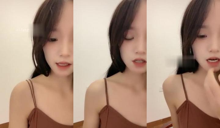 卧槽！兄弟们！女神又被操了【元气妹妹】，N场啪啪，玩得就是真实，小逼逼就没停过，天天被操的水流不