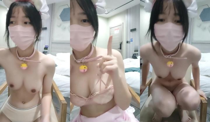 重磅 ，顶级绿播下海， 【茜宝】360°无死角大美女 自慰尿尿，粉嫩逼逼被抽插得皱眉头，看尿液怎