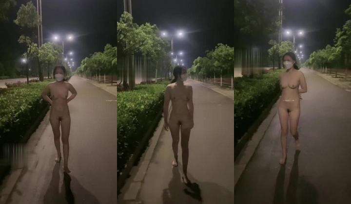 露出母狗 极品推特淫荡人妻性玩物 林淑怡 全裸压马路寻刺激 男公厕全裸待插后入怼穴 小区楼道露出
