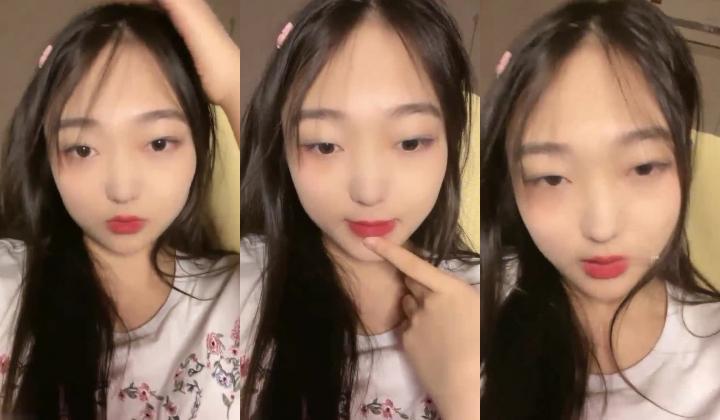 超级可爱！清纯在校生~【熊猫妹妹】扣穴自慰~精都射绝了~还在上学的小妹妹~！爱了爱了~！
