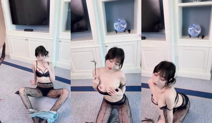 秀人网 玥儿玥 古典美修身旗袍 黑丝高跟