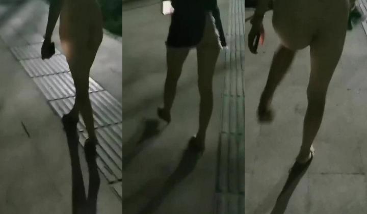 推特极限露出天花板，反差婊【风筝断了线】福利，各种户外人前露出，勾引老头，3P