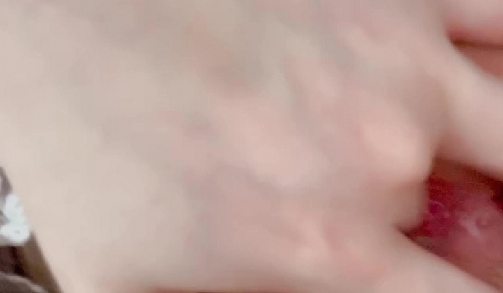 ️双马尾纯情小可爱 ️奶油肌肤纯欲系美少女〖蔡小熊〗表面乖巧的萌妹子背地里是个小骚货 大长腿少女清纯与风骚并存