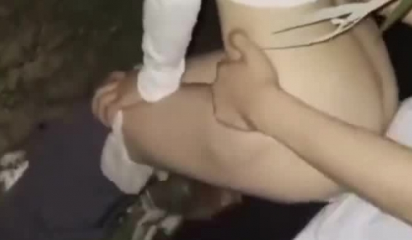淫妻的花道7一边和庆姐视频一边和老婆疯狂做爱销量破千抽单男干老婆