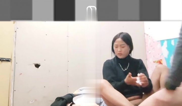 说实话有点像亲戚家的表妹。