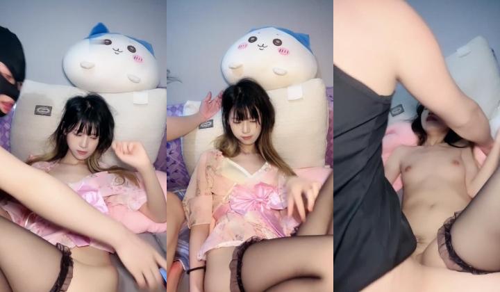 【学妹来了】极品学生妹 丝袜美腿 美乳蝴蝶逼 吃鸡掰穴 无套啪啪掐脖狂干~快爽死了