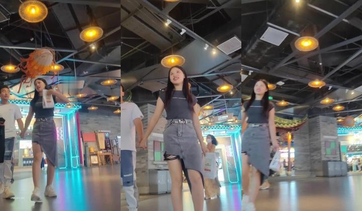 抄底【XLBCD】笑容甜美牛仔裙小姐姐，粉白性感窄内