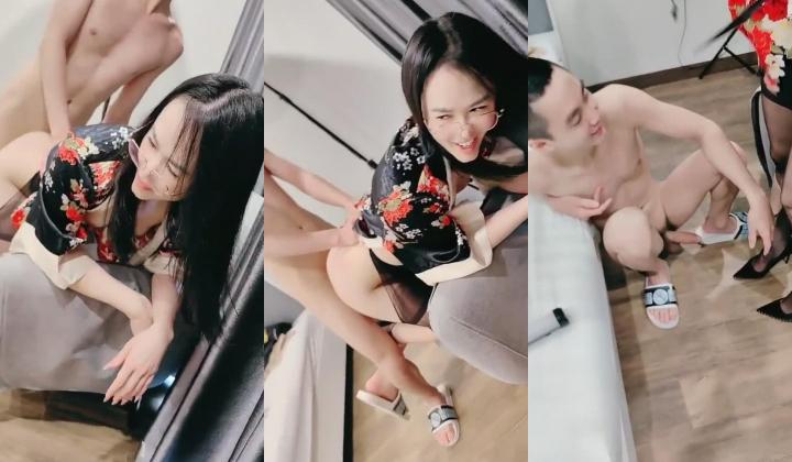 ️酒店换妻淫乱【一起玩】互操对方老婆~高跟丝袜翘臀