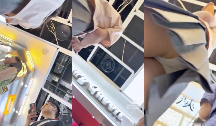 街拍抄底大神『KFC』全是青春靓妹好看的小姐姐