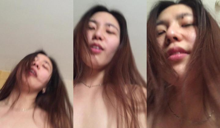 长直黑发高颜值甜妹眼睛紧闭皱眉张嘴浪叫不止，露脸被粗鸡巴猛插深喉口爆