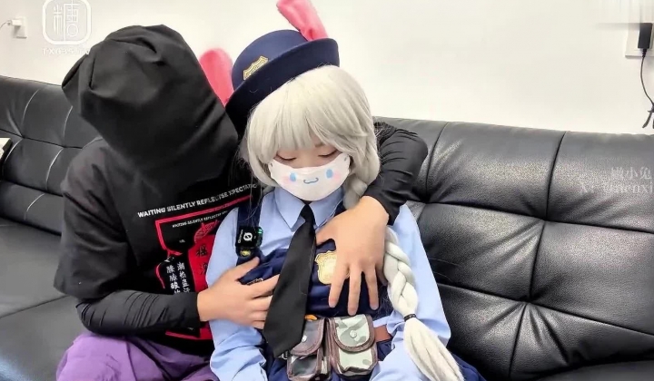 【嫩小兔】兔子警官现世人类世界 三小时女友体验 蜜穴满足宅男欲望 无套插穴！
