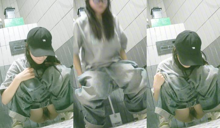 真实偷拍女公厕超多小姐姐方便，脸鲍同框，有美女