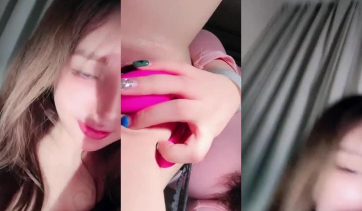 ️顶级翘臀女神【唐泽雪】闪亮登场~跳蛋自慰喷水