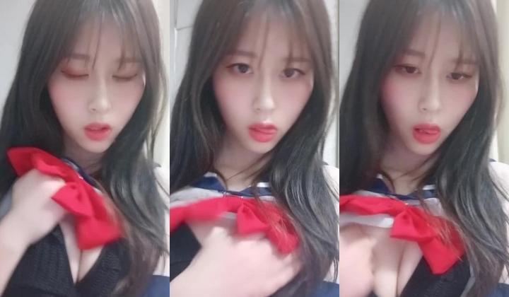 露脸才是王道 青春无敌顶级身材网红脸极品粉屄美女【月夜兔】私拍