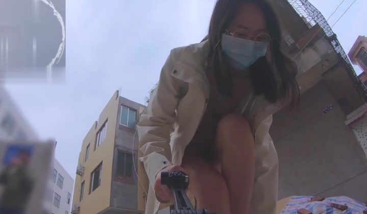 ️国产极品露出大神【FSSZX】大街上旁若无人地超大胆露出
