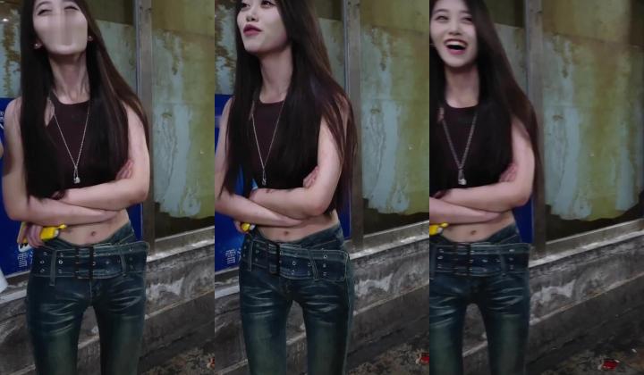 直播基地女厕小手电偷拍 多位漂亮的美女主播 各种各样的美鲍鱼