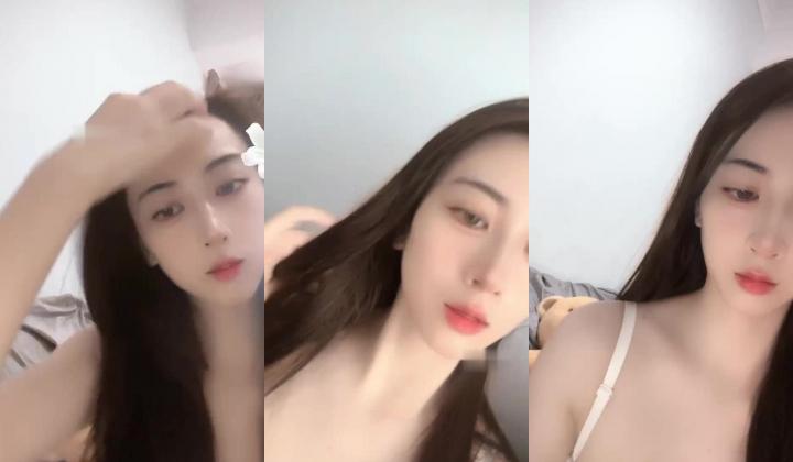 颜值少妇【going你】标准绿茶脸,奶子又圆又挺,逼毛有点长,精品一线天,裸舞诱惑