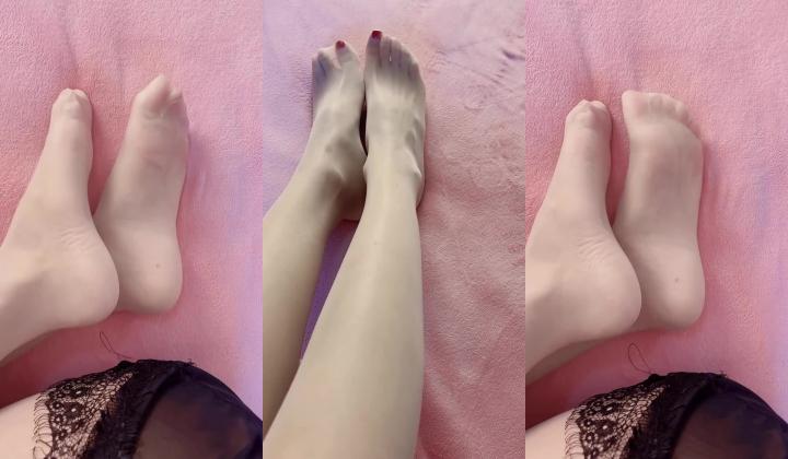 快手极品御姐【蜜桃依依】疯狂插穴BB都被操烂了