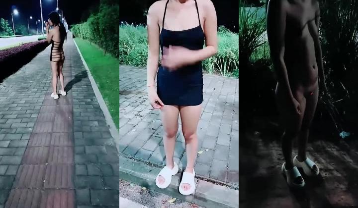 【零五年小洁】小腹纹身骚货深夜逼夹跳蛋户外露出户外露出裸奔马路捆绑商场公园露出闲逛无套啪啪